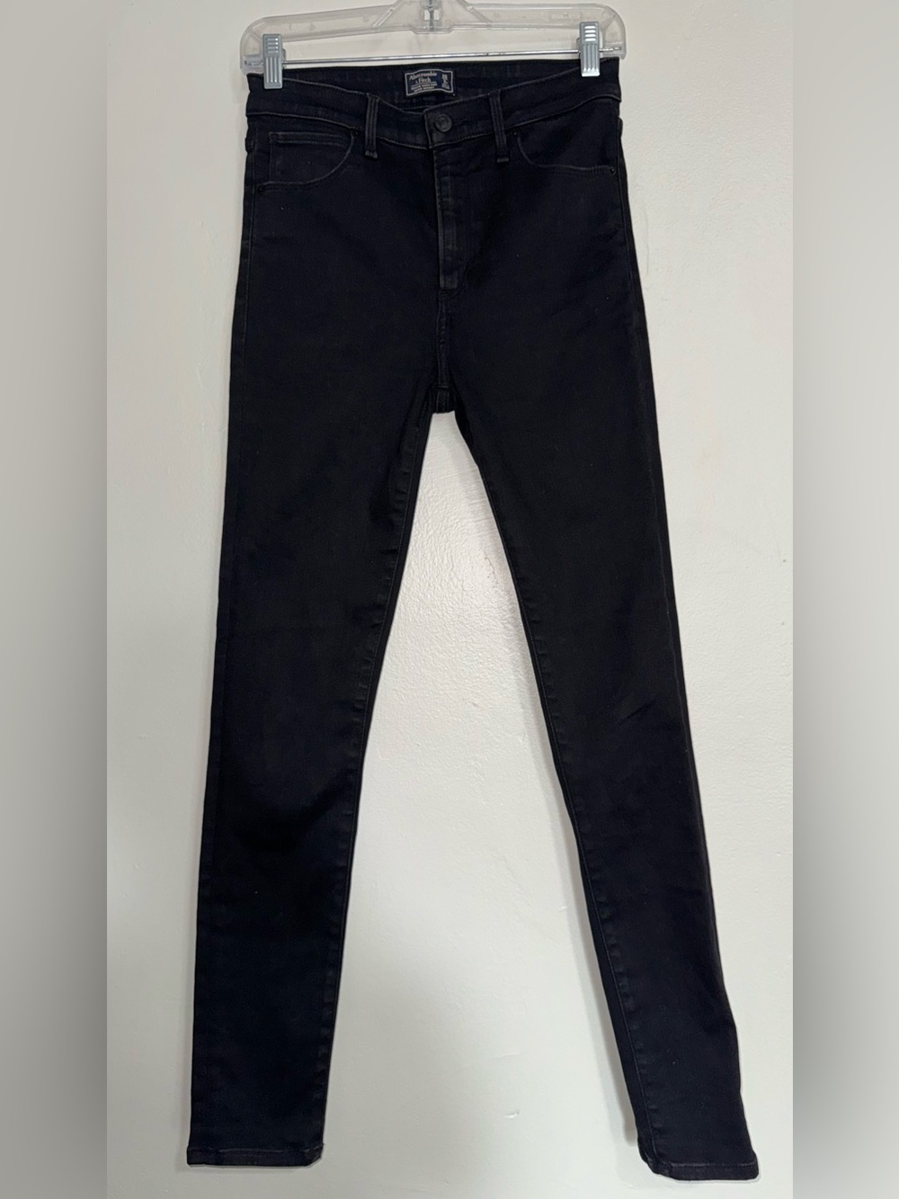 Abercrombie & Fitch Black High-Rise Supper Skinny Jeans